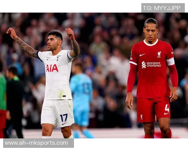 清晨1点30，利物浦再战英超，萨拉赫归队，5大中场首发，热刺难敌